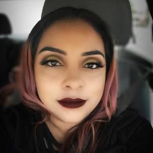 Meet your Posher, Monica